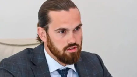 Miloš Stanišić postavio ključno pitanje: "Jedna smjena ne pokreće samo fabriku, ona pokreće čitav grad"