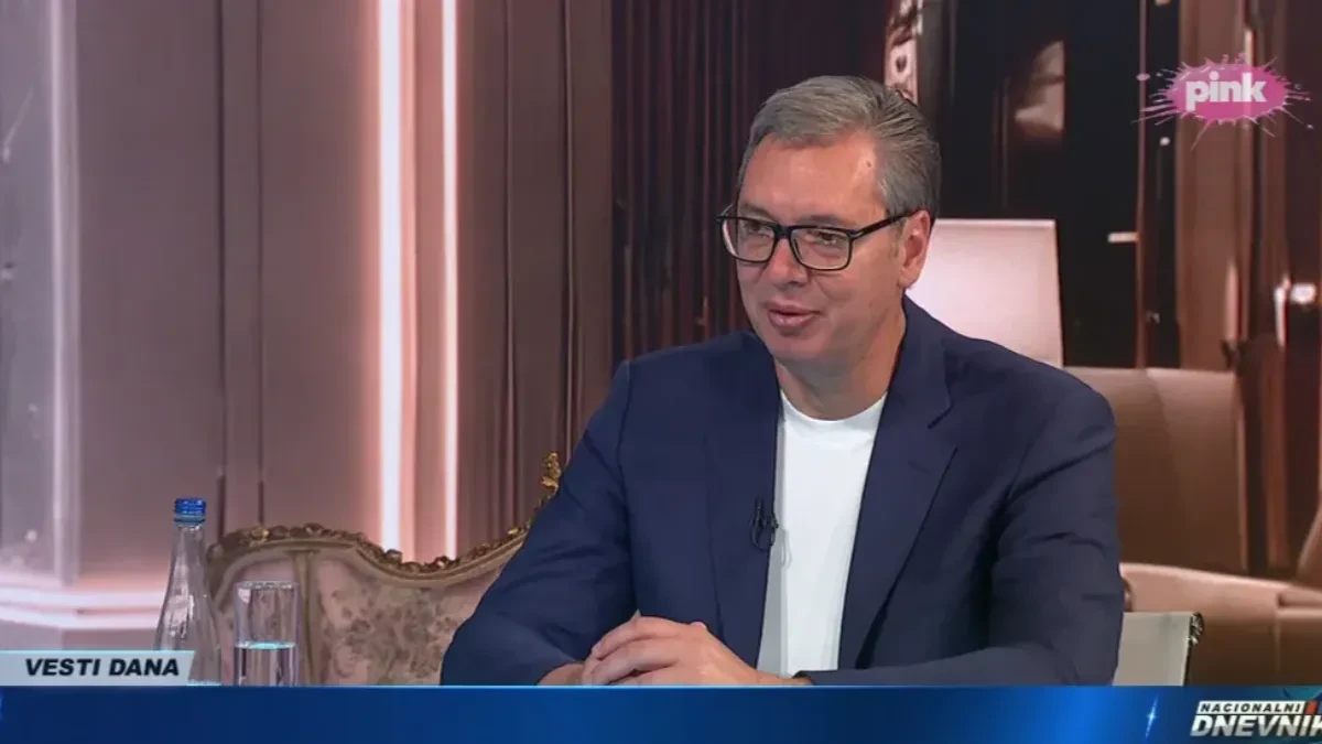 Vučić: Dan srpskog jedinstva podsjeća na snagu koja je uvijek bila u našem zajedništvu