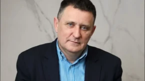 “Pod istom trobojkom - ujedinjeni u ponosu i ljubavi prema svom narodu!”