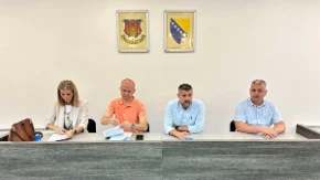 Opština Bužim za puteve dodijelila više od 763.000 KM firmi istaknutog funkcionera SDA