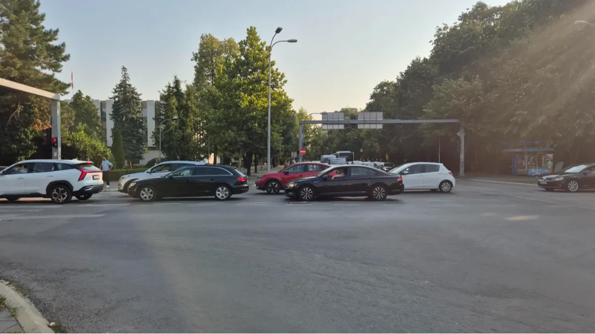 Važno obavještenje za vozače: Saobraćaj u Srpskoj usporen na više lokacija, na snazi i izmjene na granici