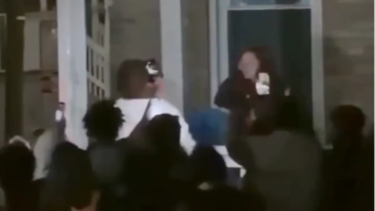 Brutalan napad: Oko 30 uličnih trkača pretuklo studentkinje nakon što su tražile da se stišaju