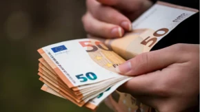Jesen puna novčanih iznenađenja: Koji horoskopski znakovi mogu očekivati neočekivane prilive novca i poslovne uspjehe?