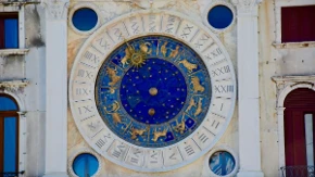 Horoskop za oktobar donosi važne savjete: Evo šta svaki znak treba da promijeni