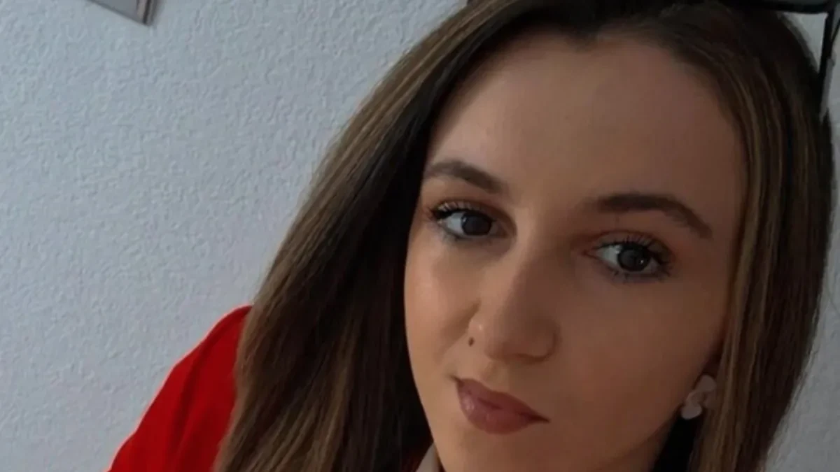 Apel za pomoć 22-godišnjoj Merjem Mandžuka iz Željeznog Polja: Bori se sa Kronovom bolešću, za operaciju u Istanbulu potrebno 41.268 KM