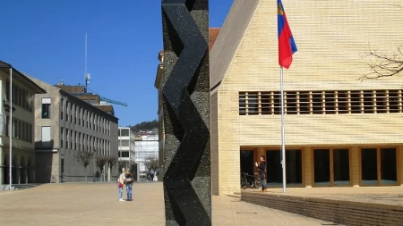 Plata 14.500 KM, a boravak dijele na lutriji: Država u srcu Evrope vapi za radnom snagom, evo kakva pravila važe