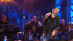 „Nije ono što ljudi obično pomisle“: Oglasio se bubnjar benda Gorana Barea nakon što mu je pozlilo na bini
