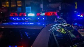 Muškarac maloljetnoj kćerki dao pištolj i rekao joj da puca u njega