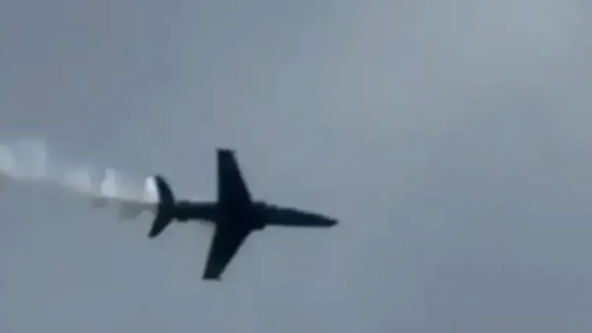 Britanski vojni avion srušio se u Velsu: Snimak obilazi svijet (VIDEO)