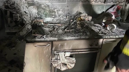 Vatrogasci u Banjaluci imali pune ruke posla: Od požara u stanu do asistencija Hitnoj pomoći