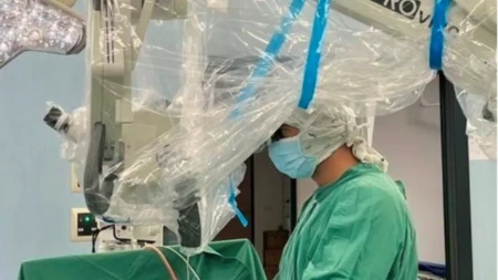 Neurohirurzi u Doboju uspješno uklonili tumor na mozgu veličine pesnice