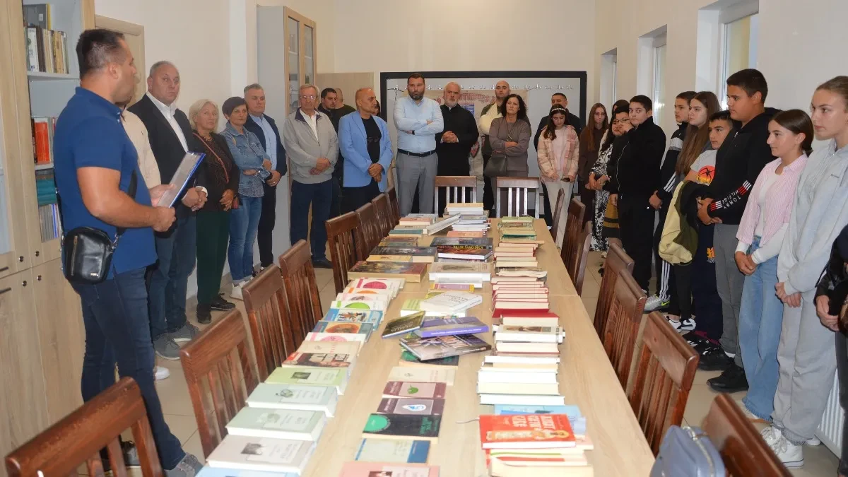 Vrbaška kod Gradiške u znaku knjige i darivanja: Biblioteka brojnija za 200 naslova, darivano i peto dijete u porodici