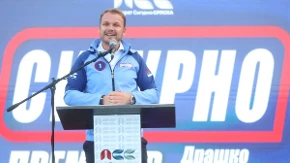 „Ukidamo kladionice pored škola i uvodimo đačke uniforme“: Velike poruke Stanivukovića i PSS-a iz Brčkog