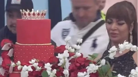 Miljana Kulić proslavlja 33. rođendan u „Eliti 10“: Stigla torta od šest spratova i emotivna čestitka sina
