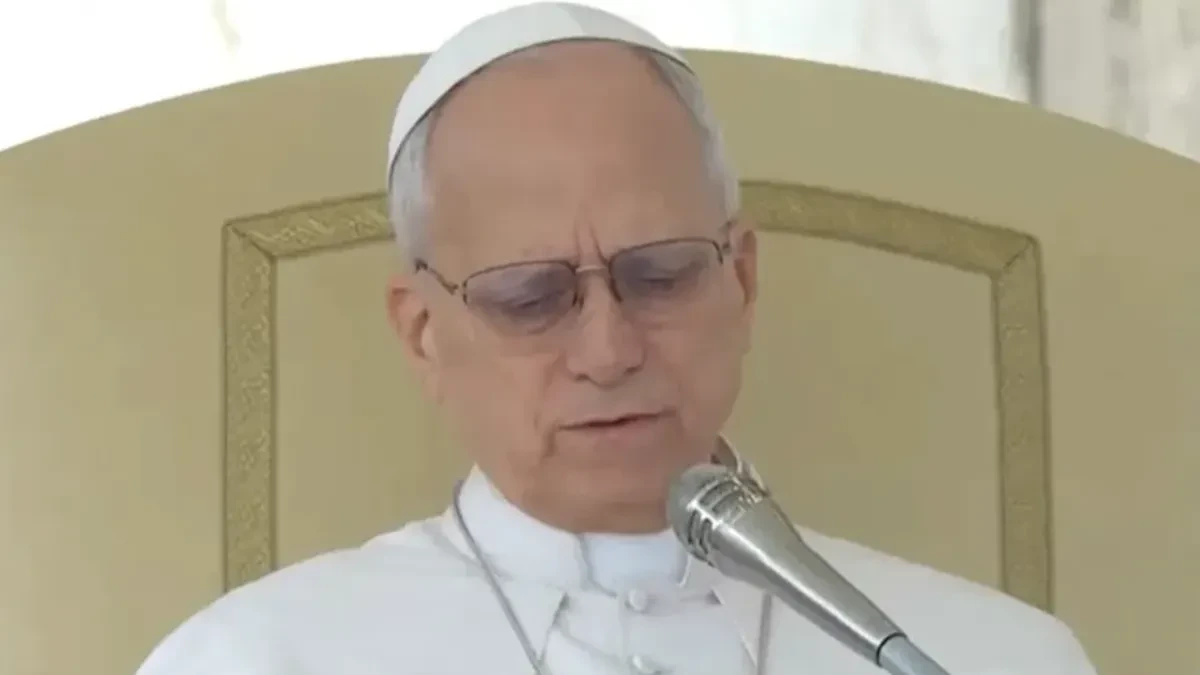 Papa Lav XIV služi misu u Parizu pred 700.000 vjernika (VIDEO)