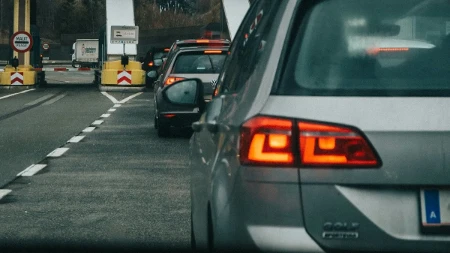 Magla smanjuje vidljivost: Brojne dionice pod radovima, vozačima se savjetuje oprez