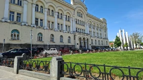 Jaka policijska pratnja u centru Banjaluke: Stigao kamion sa izbornim materijalom