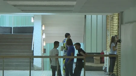 Drama u tuzlanskoj školi: Učenik prijetio djeci, intervenisala policija