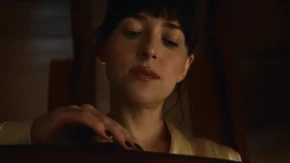 „Vrele lezbejske scene! Obožavam to!“ Dakota Džonson bez zadrške o intimnim scenama sa En Hatavej