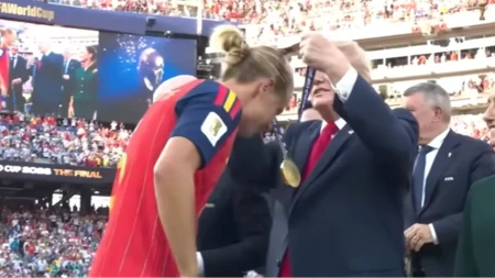 Postao prvak svijeta sa Španijom i iznenadno završio reprezentativnu karijeru