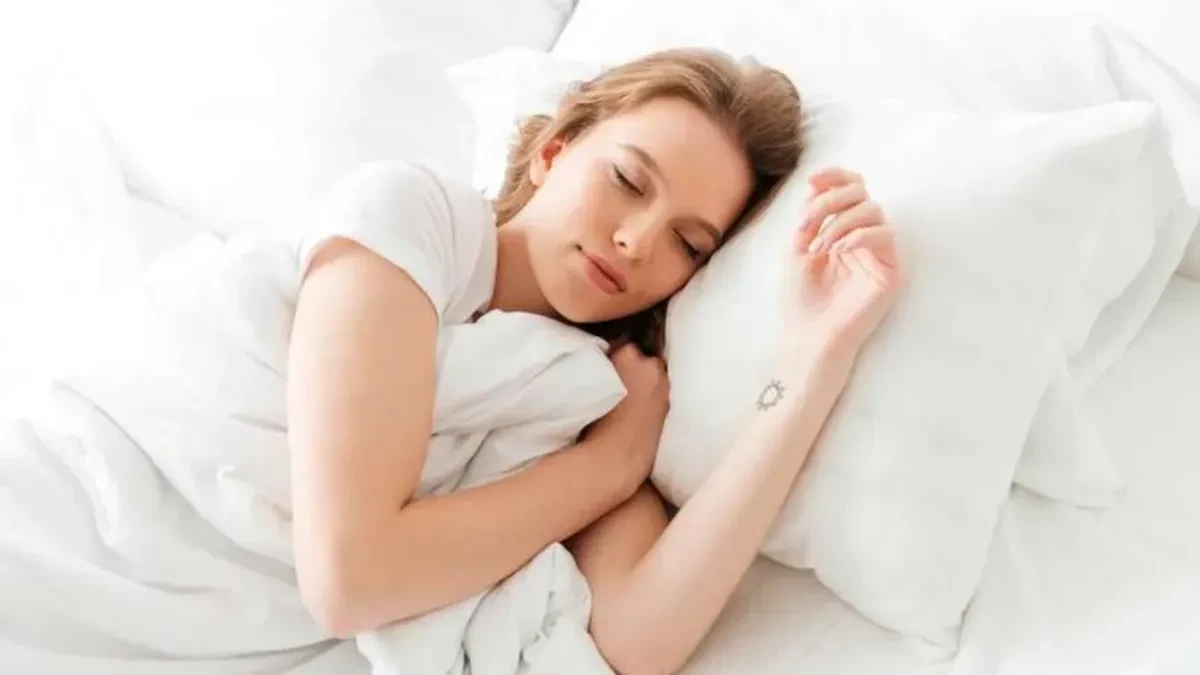 Noćna rutina od 5 minuta koja podmlađuje kožu: Šta treba uraditi prije spavanja za blistav ten ujutro?