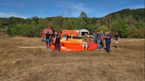 Požar kod Teslića stavljen pod kontrolu, helikopter i dalje dejstvuje