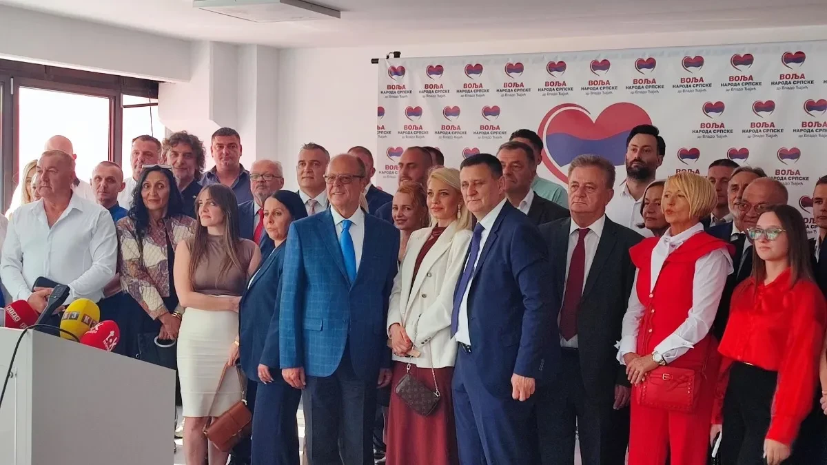 Od iskustva do mladosti: Đajić predstavio kandidate "Volje naroda Srpske" (FOTO)