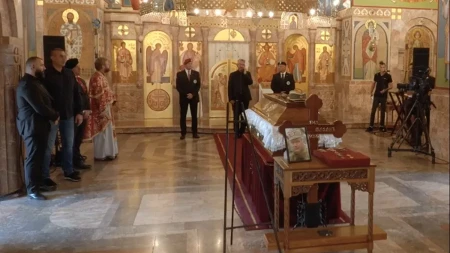 U knjizi žalosti upisano: "Dok su Srbi živi, živiš i ti generale"