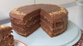 Šerpa torta osvaja bogatim okusom: Čokolada, orasi i sočne kore u jednostavnom receptu