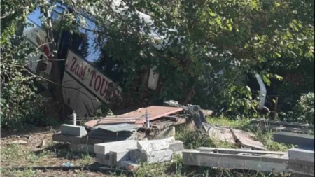 Autobus sletio kod Prnjavora: Saobraćaj potpuno obustavljen