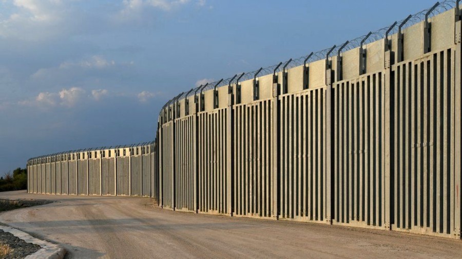 Grčka zid protiv migranata iz Irana i Avganistana