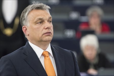 ORBAN UPOZORAVA: „Evropa prekida saradnju sa Rusijom, a nema rješenje za nastalu situaciju“