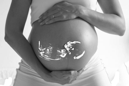 BOLNO ISKUSTVO POBAČAJA Žene u Velikoj Britaniji imaju pravo na potvrdu o izgubljenoj trudnoći
