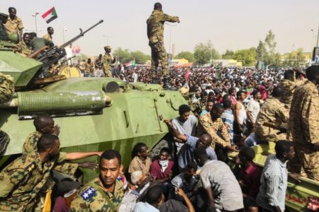 SUDAN: VOJSKA spriječila državni udar! (VIDEO)