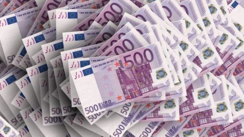 Od naredne godine evro se uvodi kao zvanična valuta u Hrvatskoj!