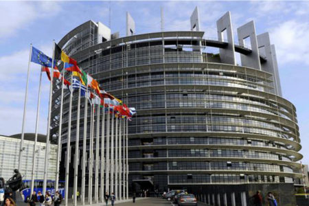 Evropski parlament odobrio liberalizaciju viza za građane tzv. Kosova