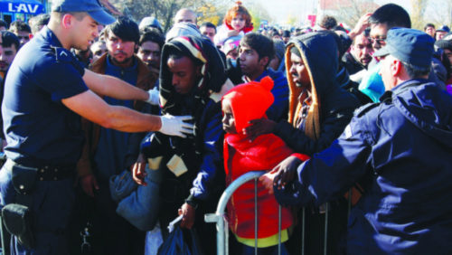 MAĐARSKA: Privedeno 400 ilegalnih migranata