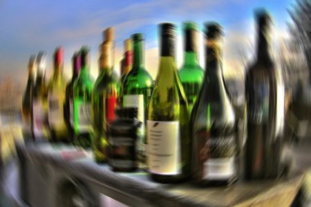RUSIJA: SMRTNI slučajevi zbog alkohola!
