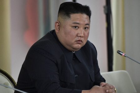 PRVI PUT SA OCEM NA LANSIRANJE RAKETE Lider Sjeverne Koreje premijerno javno pokazao svoju kćerku (VIDEO)