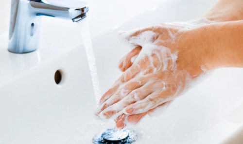 Dermatolozi otkrivaju: Da li je bolje koristiti tečni ili čvrst sapun