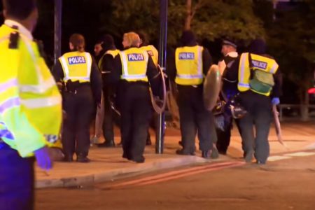 LONDON: SKANDAL ne prestaje potresati policiju!