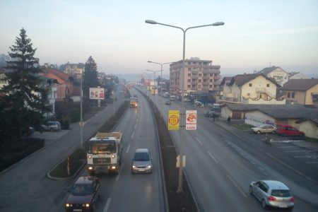 PRODAVCI EKSTRAPROFITIRAJU Strmoglavi pad cijena nafte u svijetu u BiH se jedva osjeti