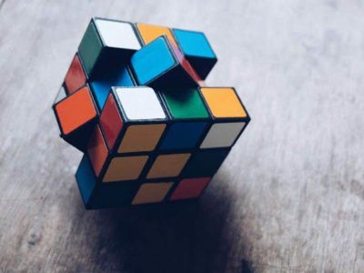 KAKO JE NASTALA Rubikova kocka? (VIDEO)