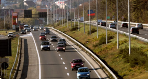 VIC DANA Vozi Mujo Stojadina auto-putem sto na sat…