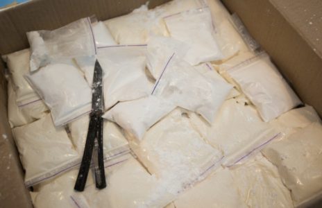 NA GRANIČNOM PRELAZU DEBELI BRIJEG zaplijenjeno oko 38 kilograma kokaina