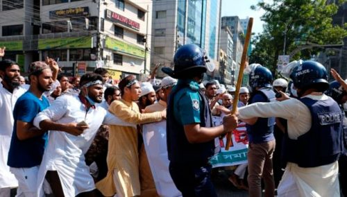 HAOS NA ULICAMA BANGLADEŠA, uhapšeno 540 lica, NAJMANJE ŠESTORO MRTVIH