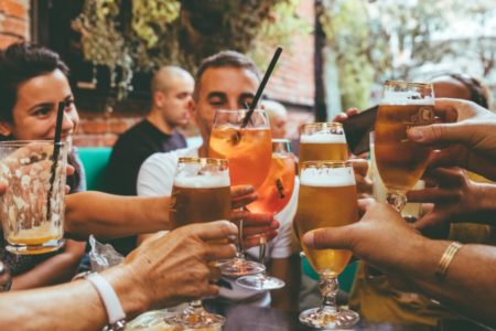 RAZMISLITE O SLJEDEĆOJ ČAŠICI Еvo koliko je mozgu potrebno da se oporavi od alkohola
