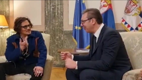SASTALI SE VUČIĆ I DŽONI DEP Predsjednik  Srbije poručio: Dobrodošli u Srbiju! (VIDEO)