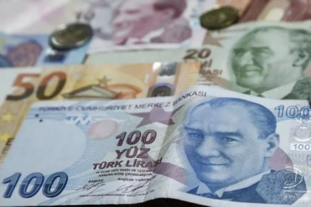 DEVALVACIJA VALUTE Turska lira pala na najnižu vrijednost prema američkom dolaru