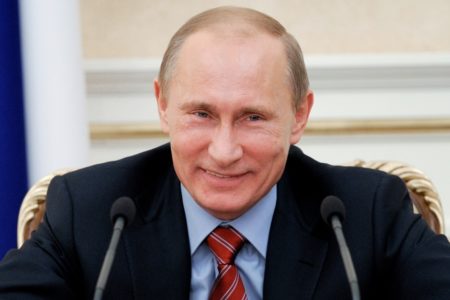 RUSIJA SPREMILA MILIJARDU I PO DOLARA Putin ulaže kod svog najvećeg saveznika